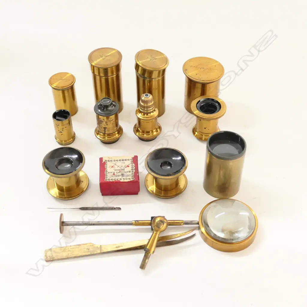 MAHOGANY CASED MONOCULAR MICROSCOPE by JAMES PARKES & SON, B'HAM (EYE TRADE MARK MOTIF) w VARIOUS LENSES & BULLSEYE Image 1++